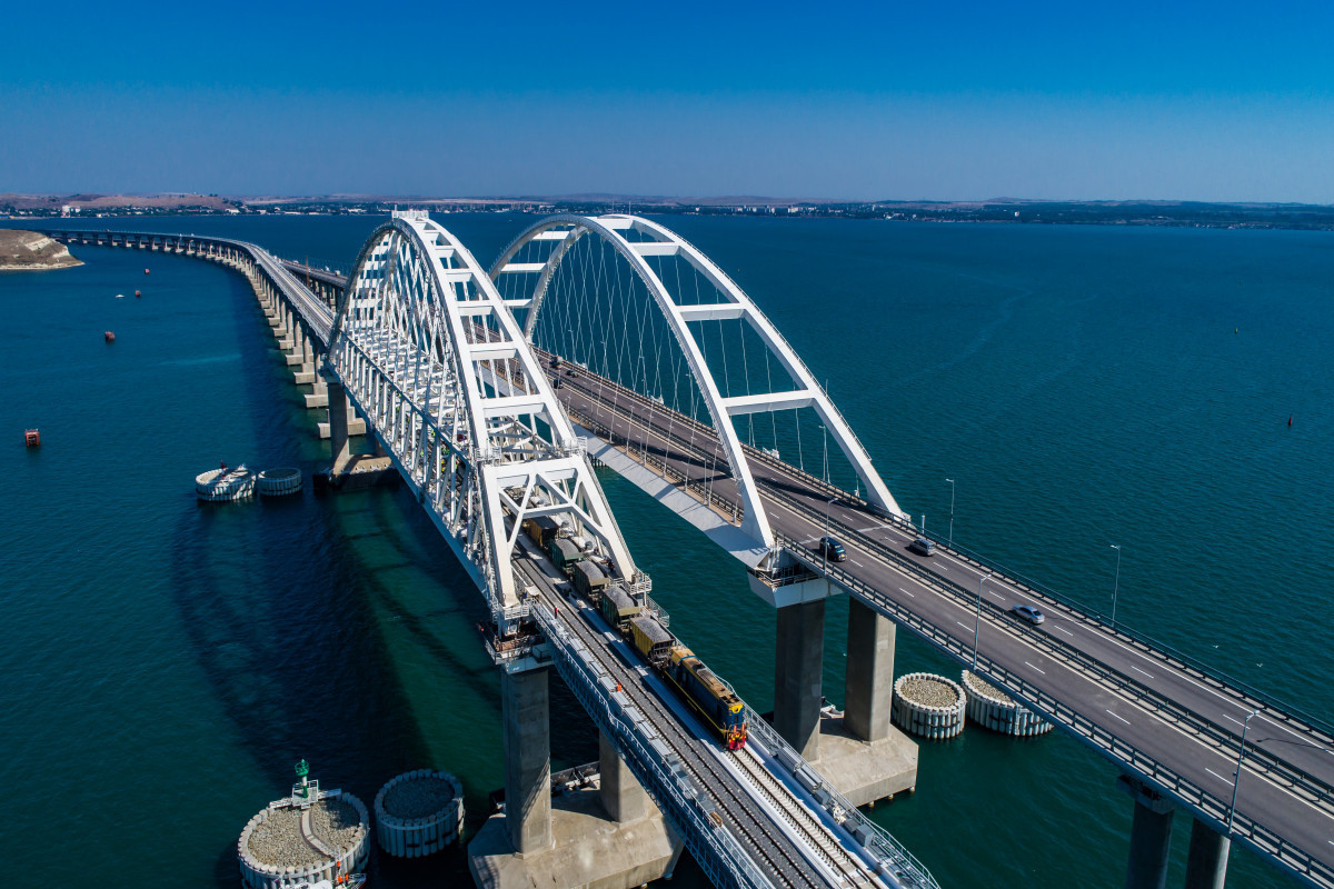 Киев хочет разрушить Крымский мост к середине лета - СМИ 