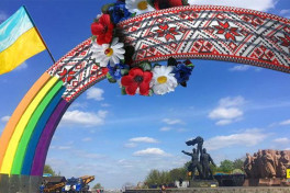 В Киеве демонтируют Арку "Дружбы народов"