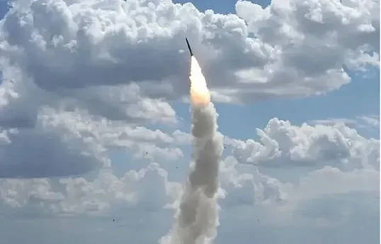 КНДР провела пробный пуск новой зенитной ракеты