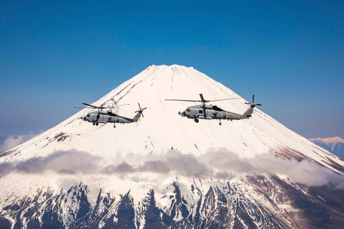 В Тихом океане потерпели крушение вертолеты ВМС Японии