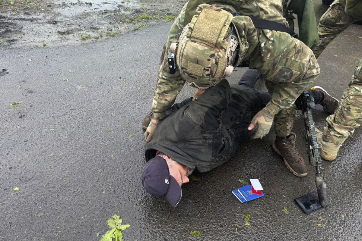 Военные, застрелившие полицейских в Украине, везли гранаты