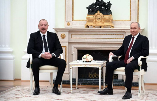 Президенты Азербайджана и России провели совместный обед
