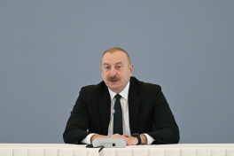 В Университете ADA с участием Ильхама Алиева проходит международный форум «СОР29 и Зеленое видение для Азербайджана»