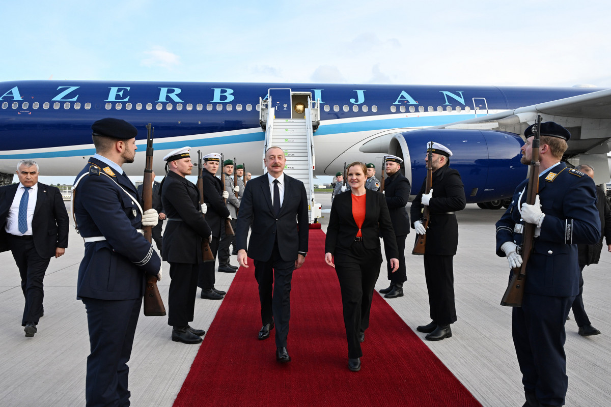 Президент Ильхам Алиев отбыл с рабочим визитом в Германию из города Физули