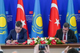 Казахстан и Турция подписали 10 документов на сумму более $180 млн