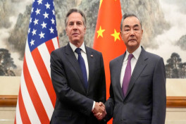 Китай попросил США не пересекать "красные линии"
