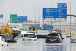 Климатологи раскрыли причины разрушительного наводнения в Дубае