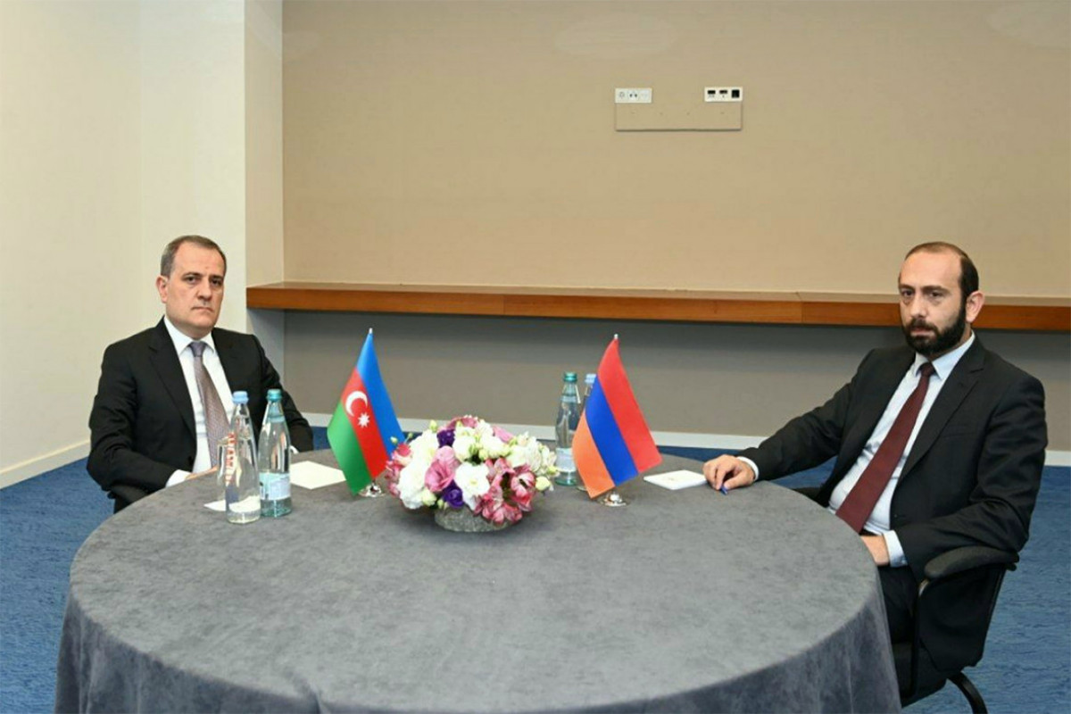 Министры иностранных дел Азербайджана и Армении встретятся в Алматы