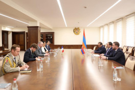 Франция и Армения вновь обсудили оборонную сферу