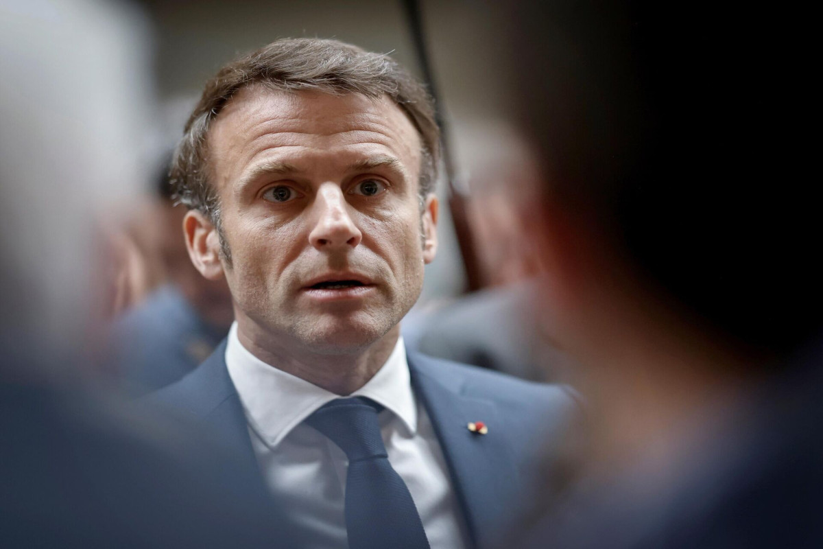 Францию из тупика может вывести отставка Макрона?  