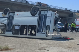 В Азербайджане 10 человек получили травмы при столкновении двух пассажирских автобусов-ФОТО 