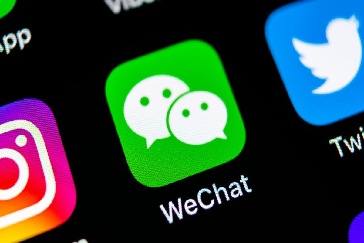 Apple пригрозила WeChat и TikTok удалением из App Store