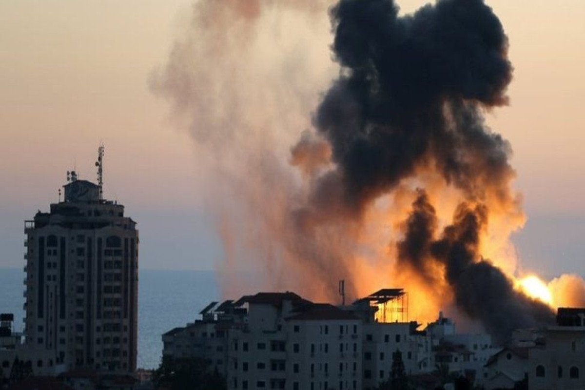 Израильские войска нанесли удары по военным целям в секторе Газа