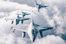 Стало известно, чем оснащены отправленные в Украину истребители F-16