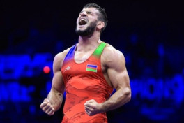 Азербайджанский борец Санан Сулейманов в полуфинале Олимпийских игр