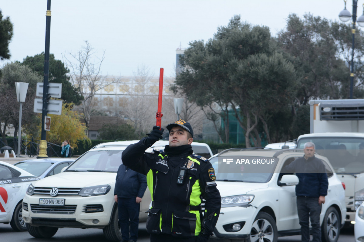 В Азербайджане минутой молчания почтили память погибших в крушении самолета AZAL -ВИДЕО 