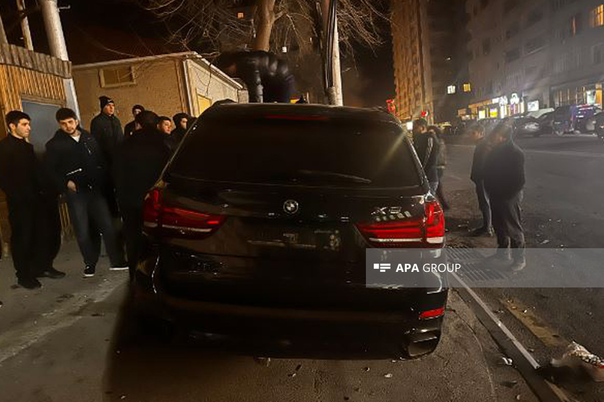 В Баку столкнулись четыре автомобиля, есть пострадавшие -ФОТО 