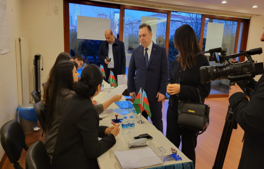 В посольстве Азербайджана в Турции голосование завершилось