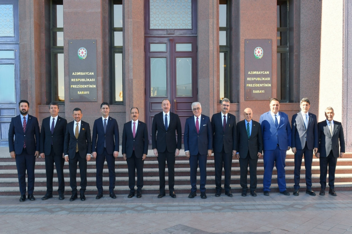 Президент Азербайджана принял делегацию турецкого парламента-ОБНОВЛЕНО 