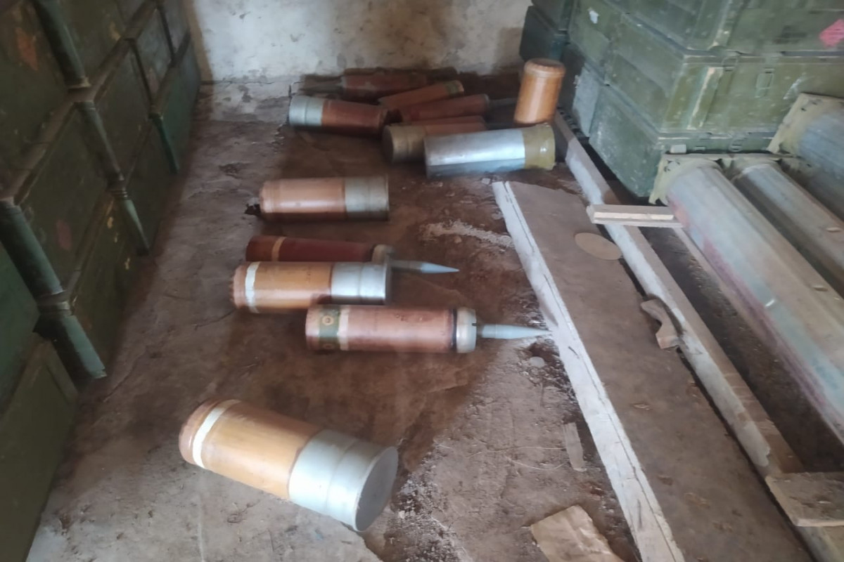 В Ханкенди и Ходжавенде обнаружены оружие и боеприпасы-ФОТО 