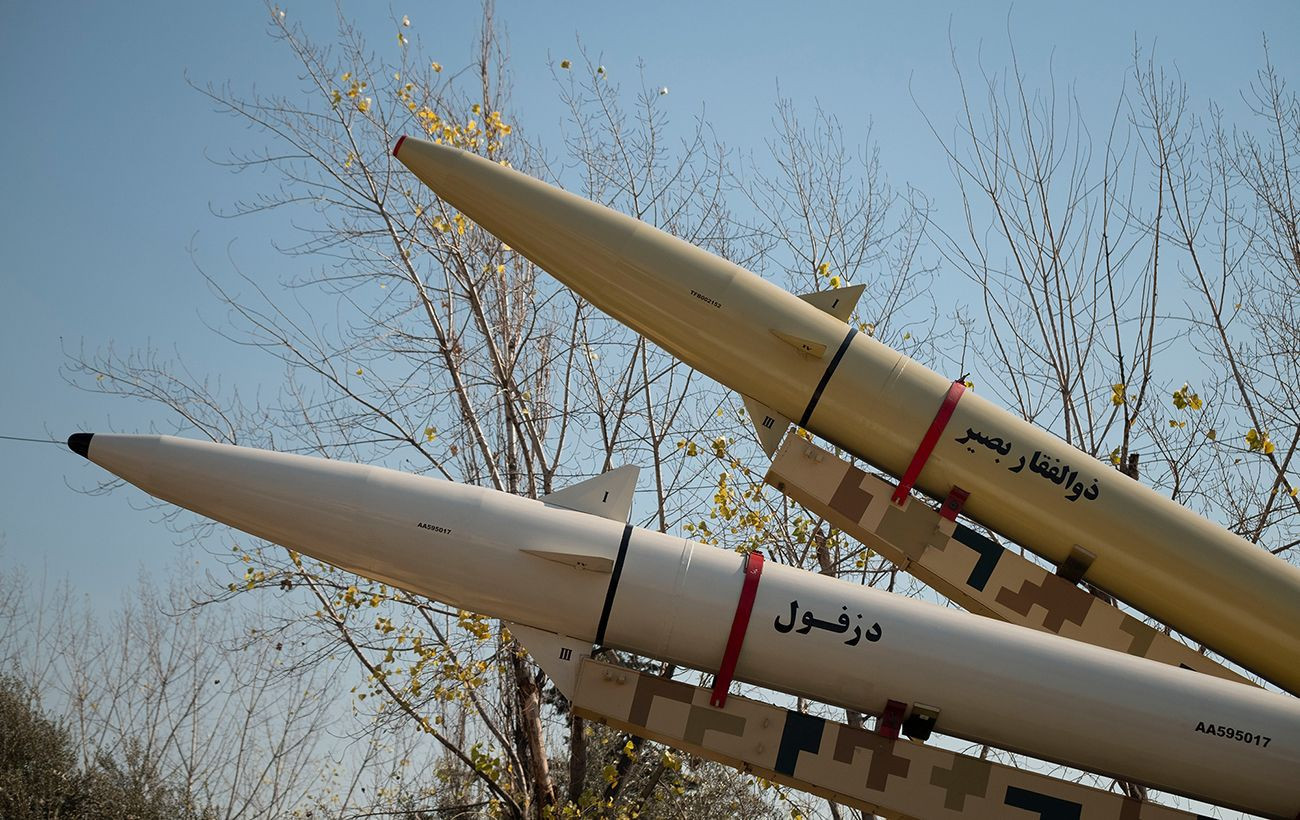 Иран запустил баллистическую ракету. Иран баллистические ракеты Zolfaghar.. Fateh 110 ракета. Ракет малой дальности Fateh-110. Ракета земля земля.