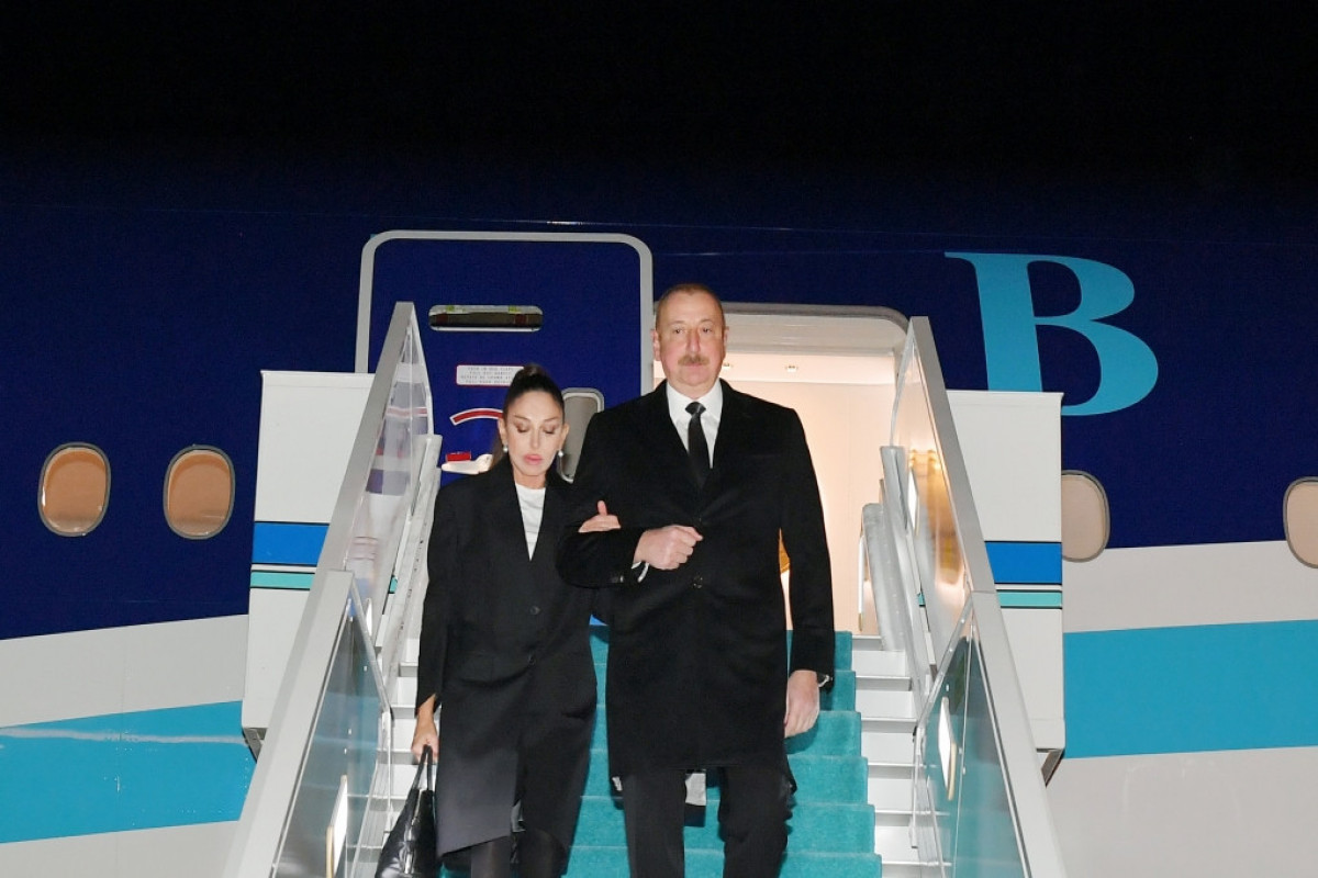 Президент Ильхам Алиев прибыл с официальным визитом в Турцию-ФОТО 