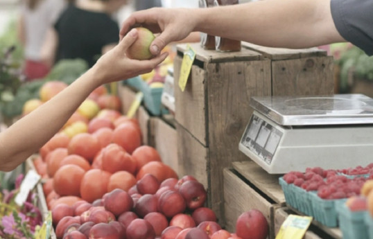 В Казахстане призвали тщательнее проверять продукты из России