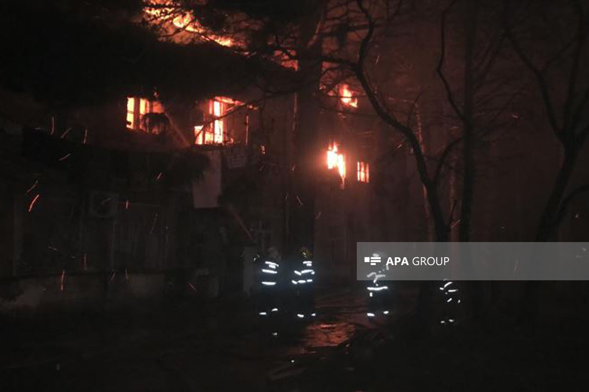 Пожар в общежитии в Сумгайыте потушен-ФОТО -ВИДЕО -ОБНОВЛЕНО 5 