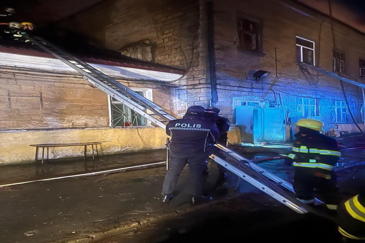 Пожар в общежитии в Сумгайыте потушен-ФОТО -ВИДЕО -ОБНОВЛЕНО 5 