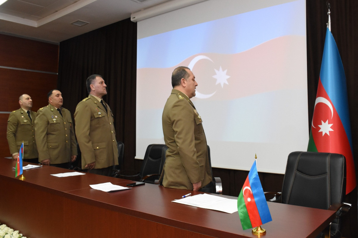 В МЧС Азербайджана почтили память жертв событий 20 января-ФОТО 