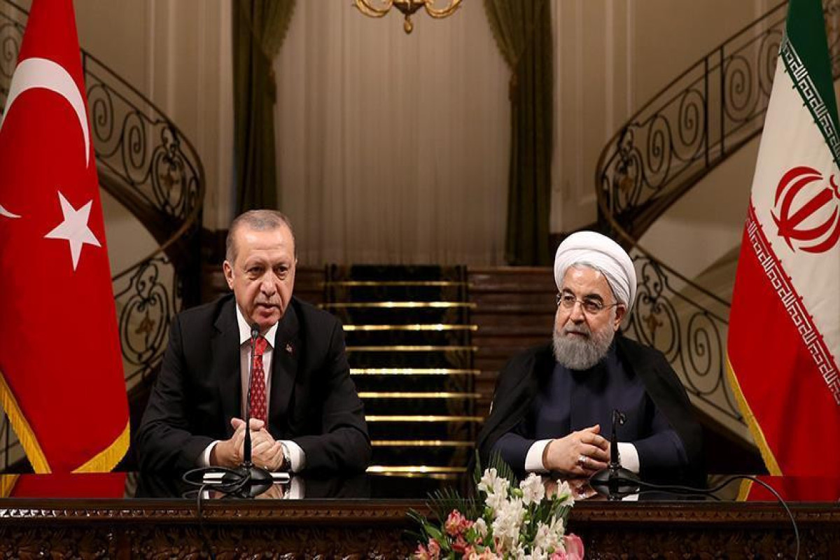 Турция и Иран подписали 10 соглашений в различных областях 