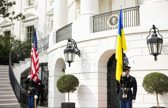 Запад ориентируется на США в вопросе поддержки Украины - Белый дом 
