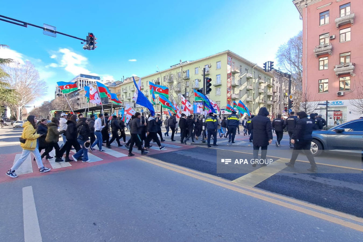 Проживающие в Грузии азербайджанцы провели акцию перед тбилисским офисом Евросоюза -ВИДЕО -ФОТО -ОБНОВЛЕНО 
