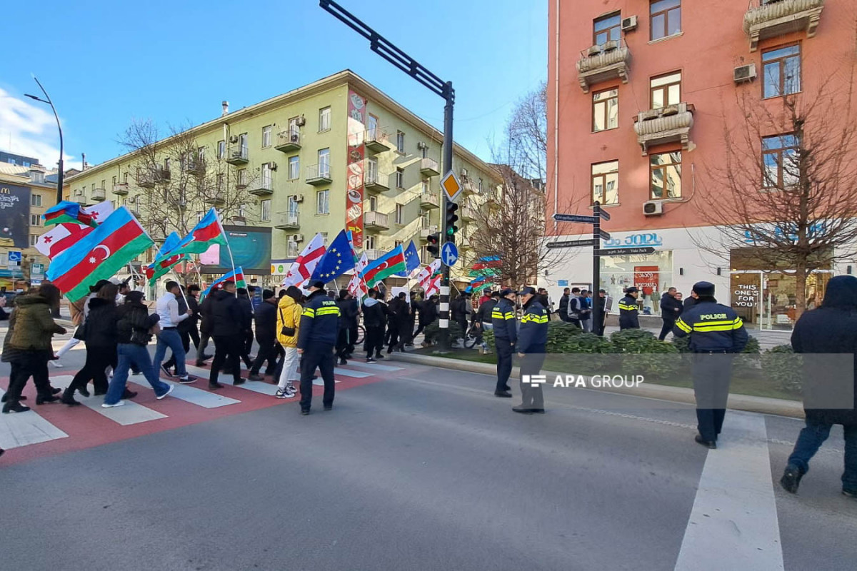 Проживающие в Грузии азербайджанцы провели акцию перед тбилисским офисом Евросоюза -ВИДЕО -ФОТО -ОБНОВЛЕНО 