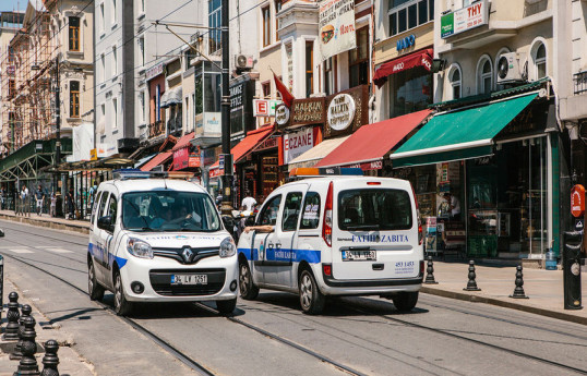 Турецкая полиция задержала 47 человек после стрельбы в церкви