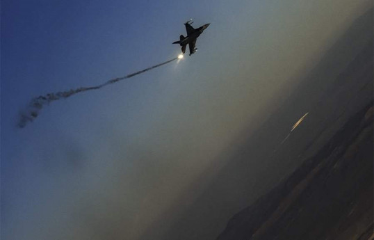 Американский истребитель F-16 потерпел крушение неподалеку от Сеула
