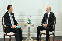 Президент Азербайджана провел переговоры с генеральным секретарем ОТГ в Шуше
