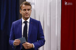 СМИ: Во Франции чиновники могут отказаться подчиняться правым в случае их прихода к власти