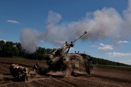 Франция планирует передать Украине гаубицы и танки