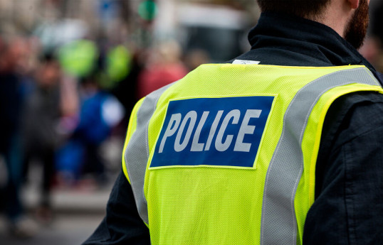 Подросток устроил поножовщину в Англии: погибли два ребенка, девять ранены