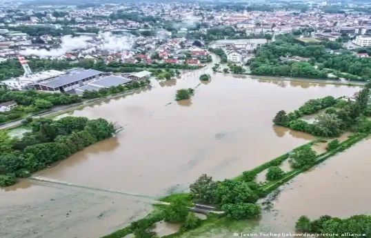 В Баварии из-за наводнений продолжается эвакуация жителей