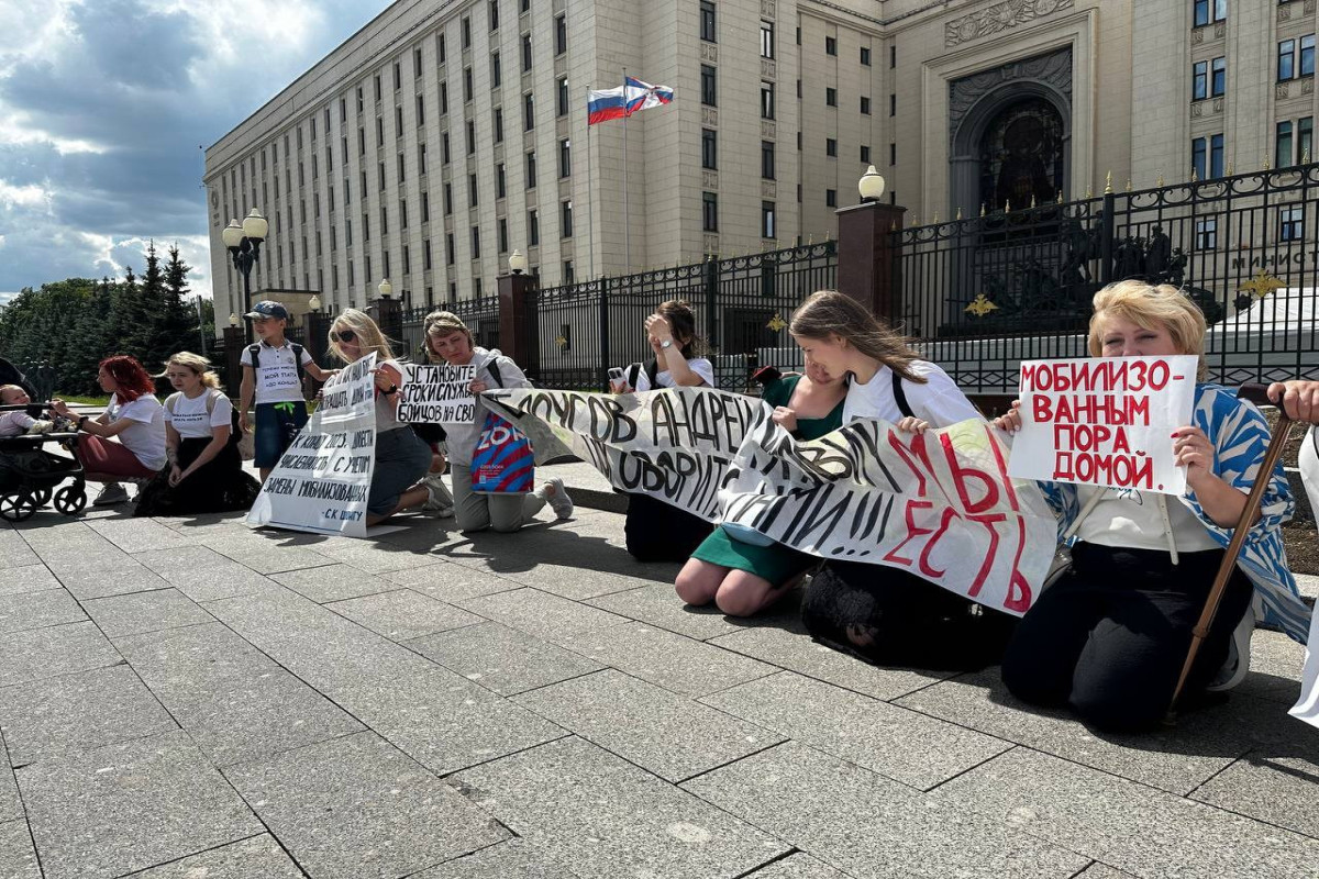 В Москве родственники мобилизованных требуют встречи с министром обороны  -ВИДЕО