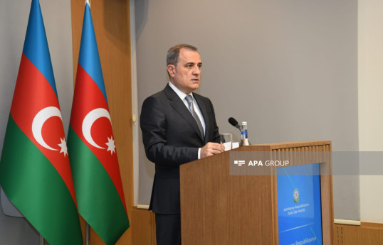 Попытка провести параллель в конституциях Азербайджана и Армении неприемлема - ВЫСТУПЛЕНИЕ БАЙРАМОВА 