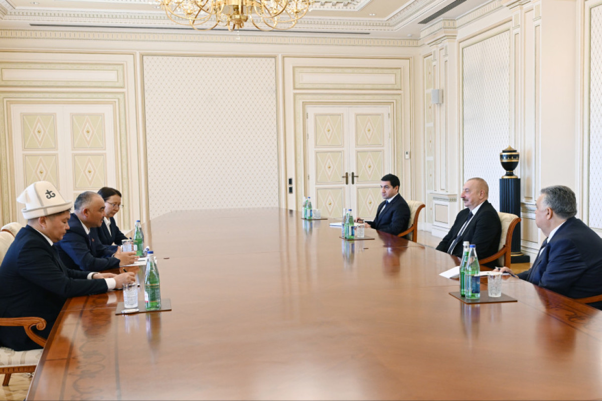 Ильхам Алиев принял председателя Жогорку Кенеша Кыргызстана