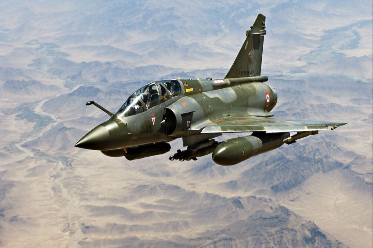 Франция передаст Украине истребители Mirage 2000 - Макрон 