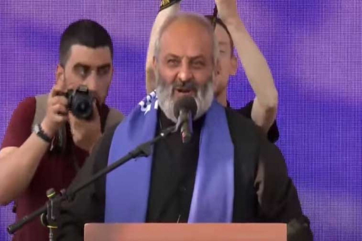 В Ереване проходит антиправительственная акция