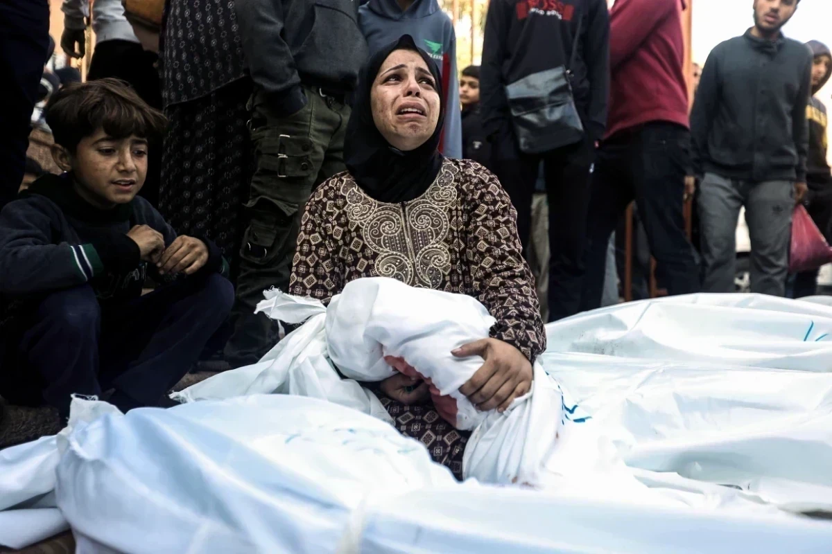 Число погибших в Газе превысило 37,3 тыс. человек