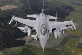 Зеленский заявил о скором прибытии F-16 в распоряжение ВСУ