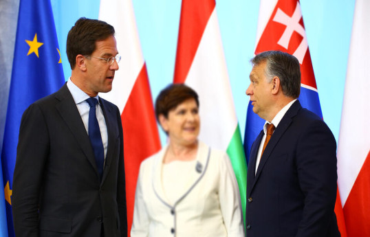 FT: Марк Рютте предлагает сделку Виктору Орбану за место главы НАТО 