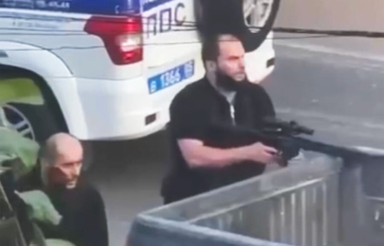Лица террористов, напавших на полицейских в Дагестане, попали на видео